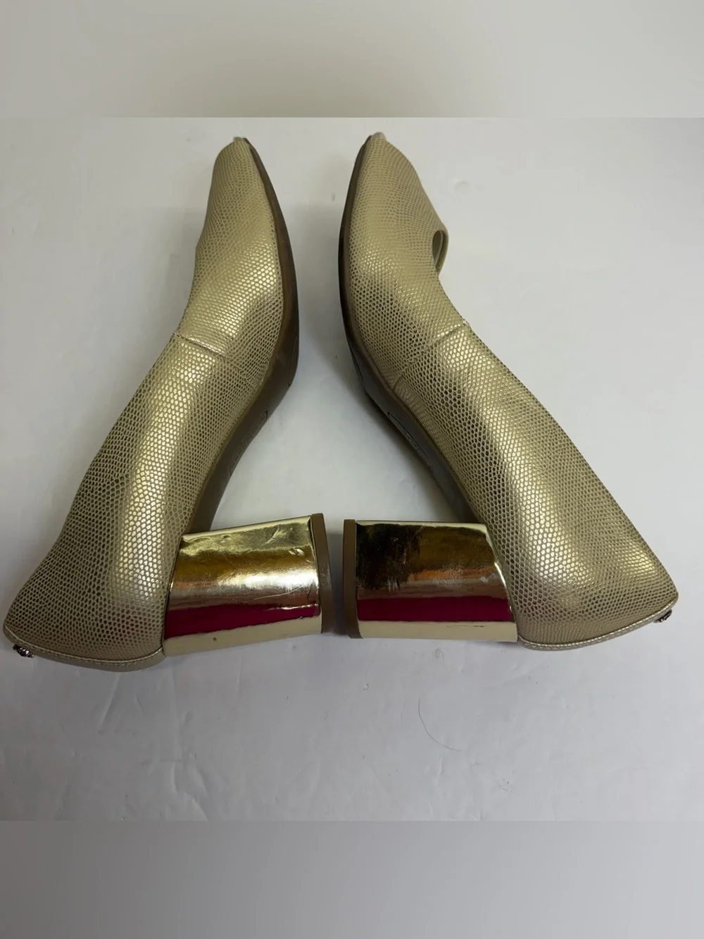 Anne Klein Megan Gold Peep-Toe Block Heel Pumps size 7